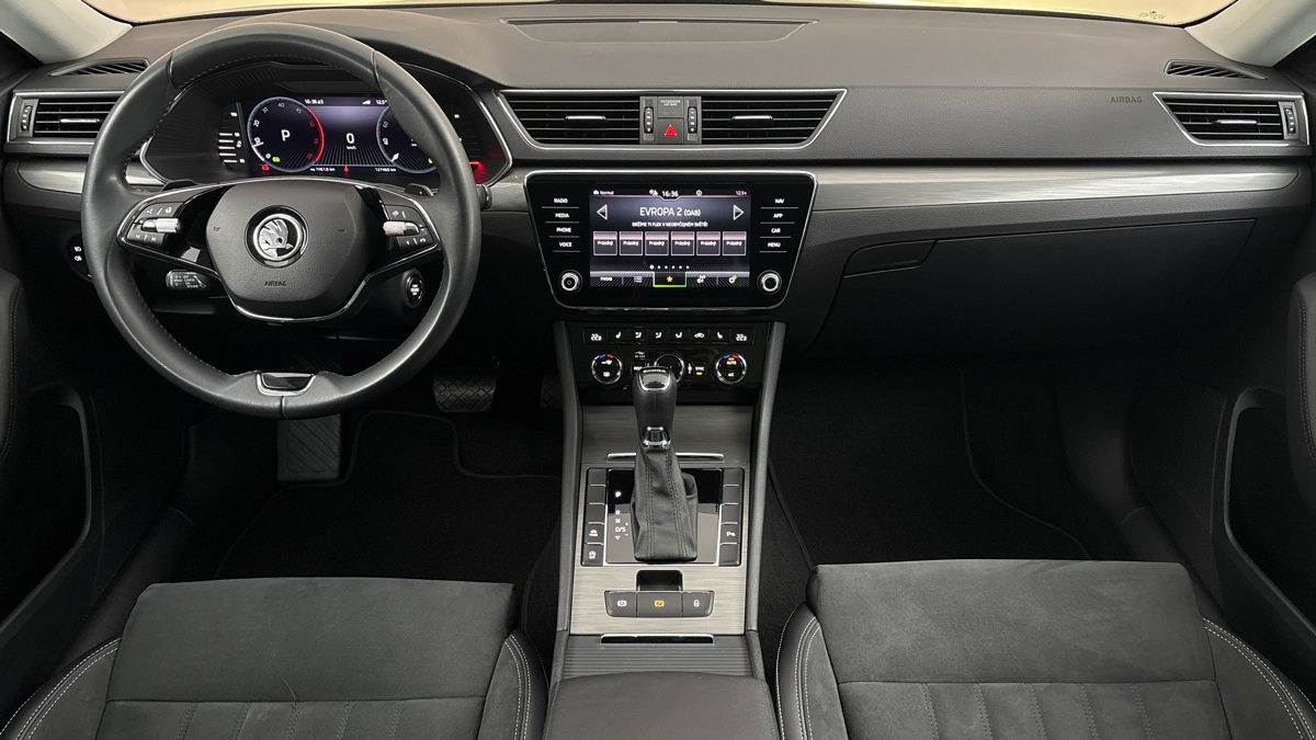 Škoda Superb - 8