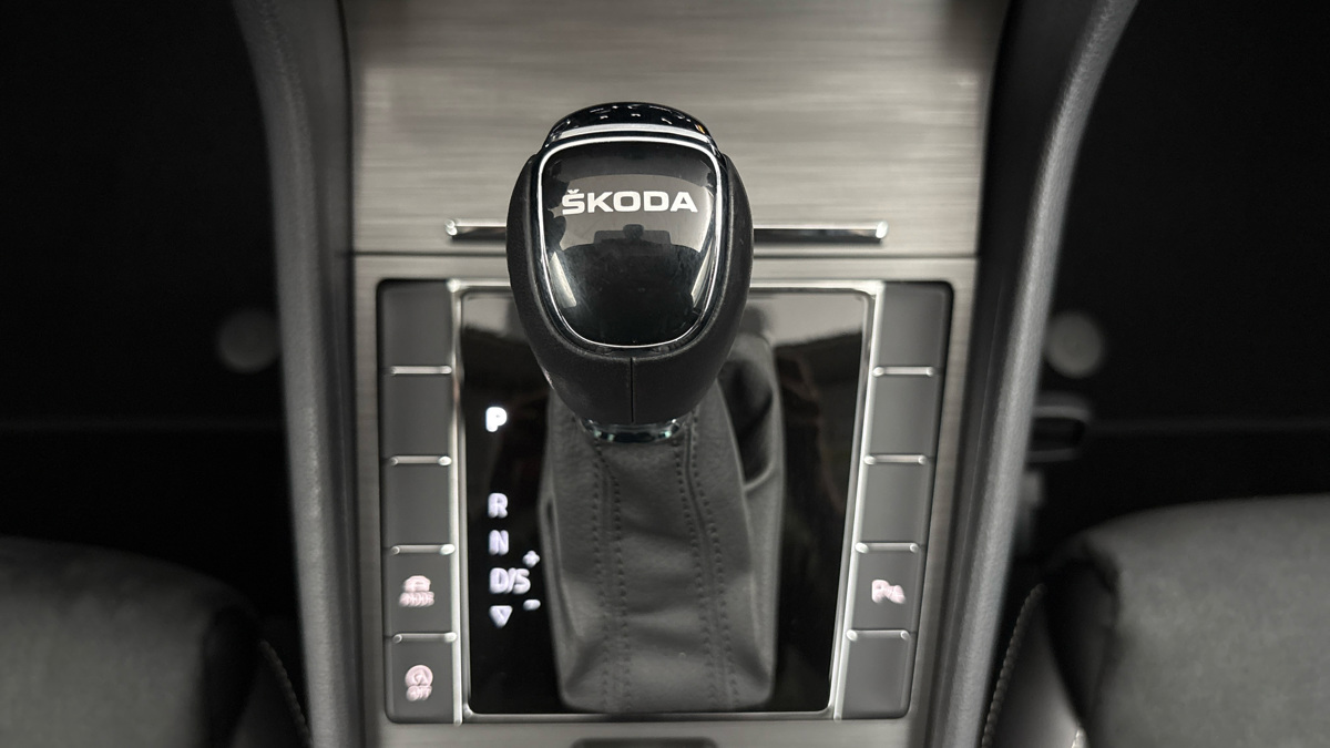 Škoda Superb - 24