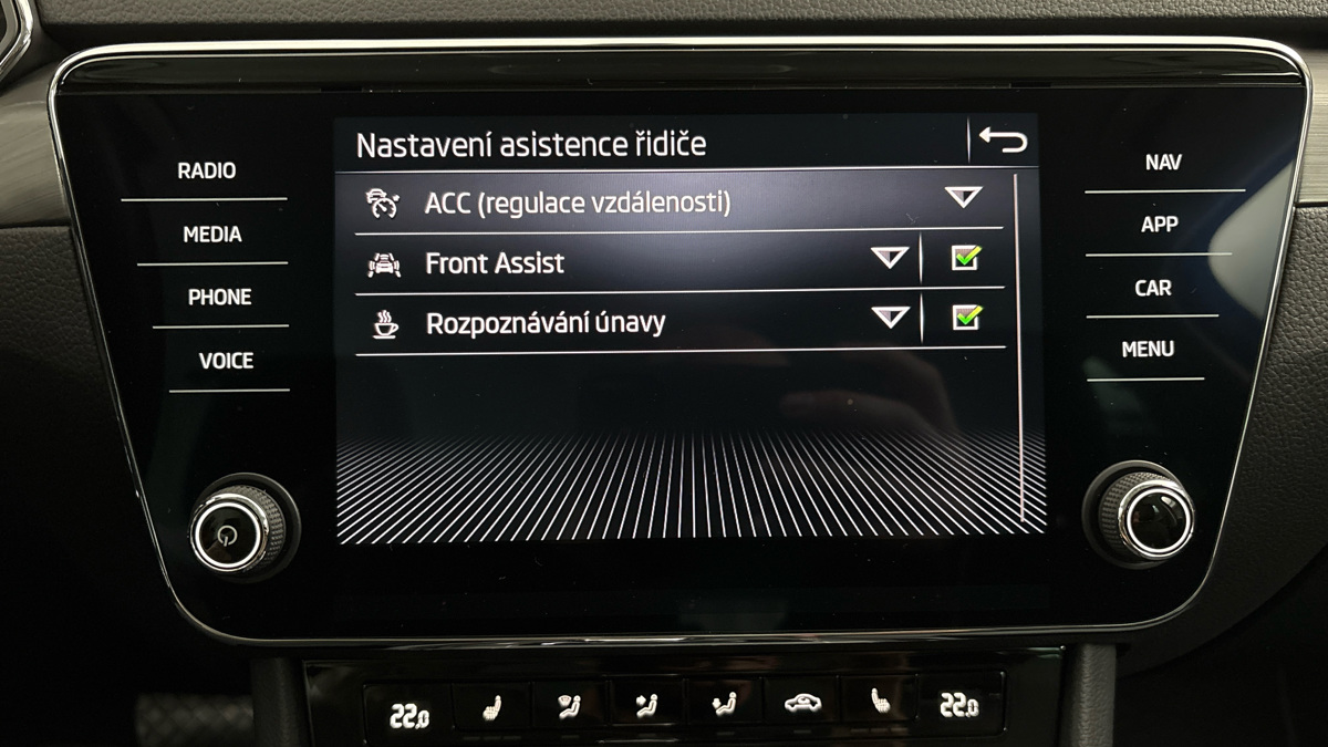 Škoda Superb - 25