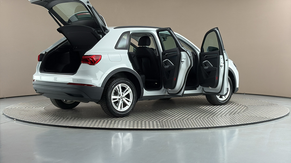 Audi Q3 - 6