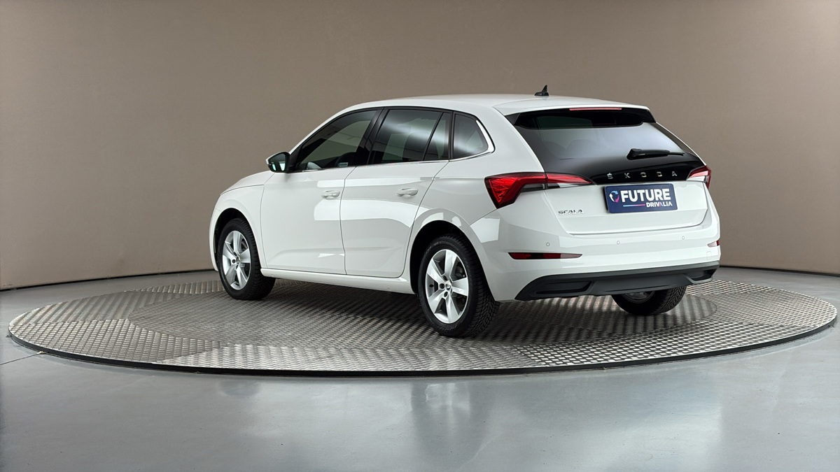 Škoda Scala - 2