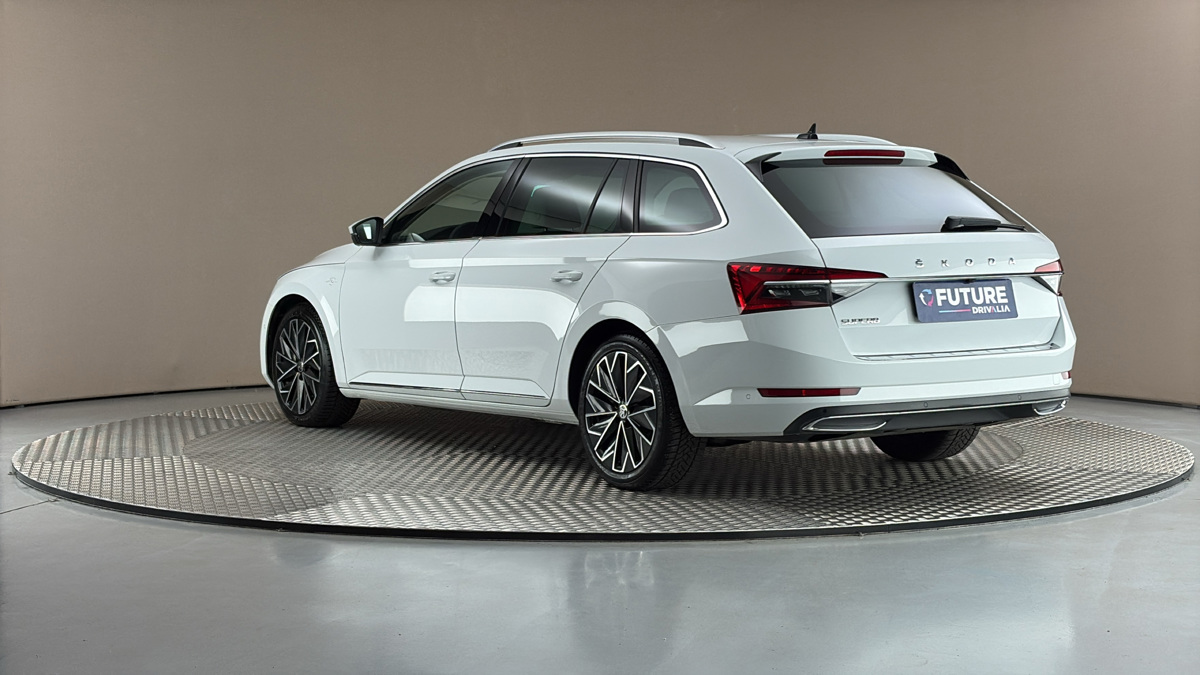 Škoda Superb - 2