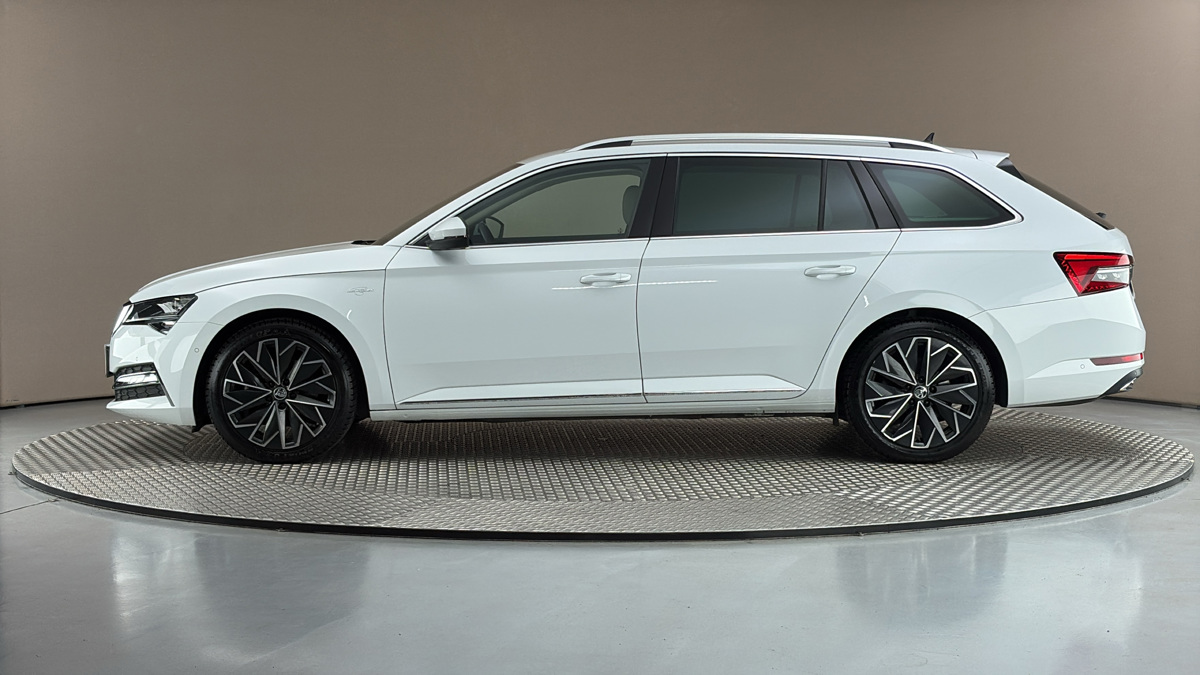 Škoda Superb - 4