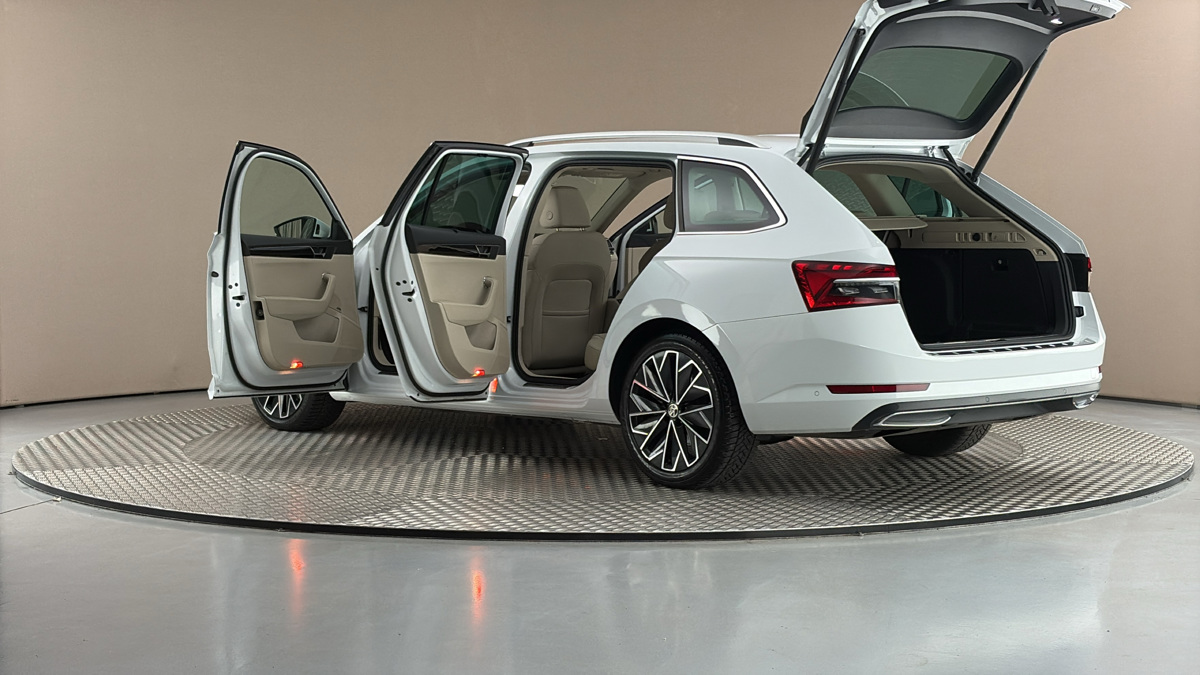 Škoda Superb - 7
