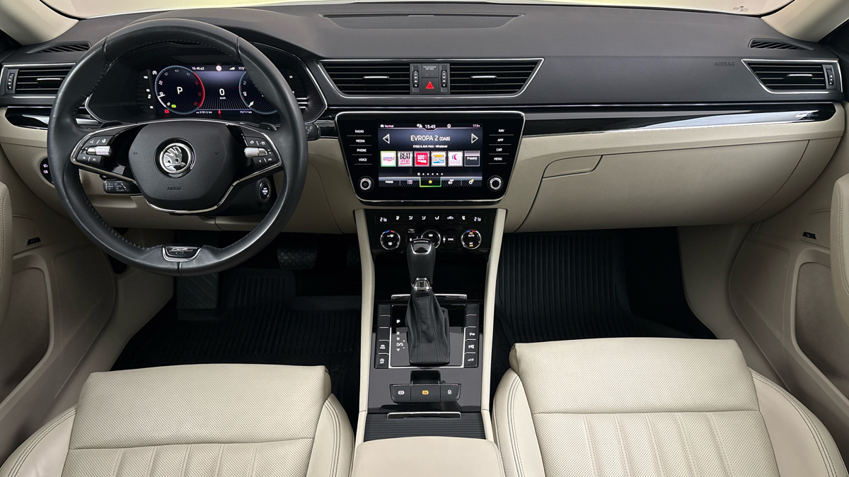Škoda Superb - 8