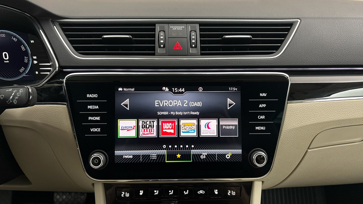 Škoda Superb - 11