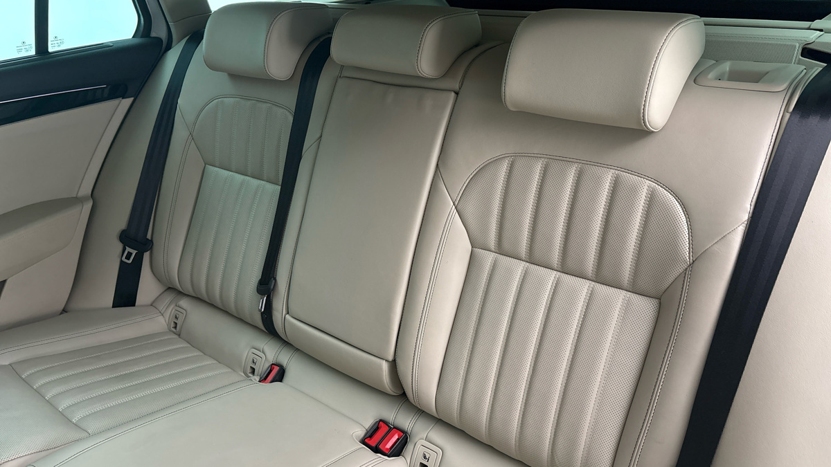Škoda Superb - 16