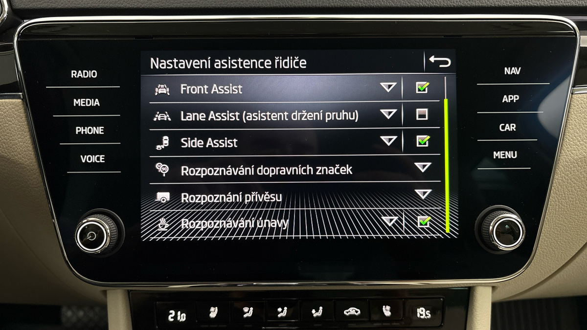 Škoda Superb - 31