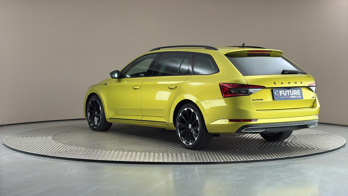 Škoda Superb - 2