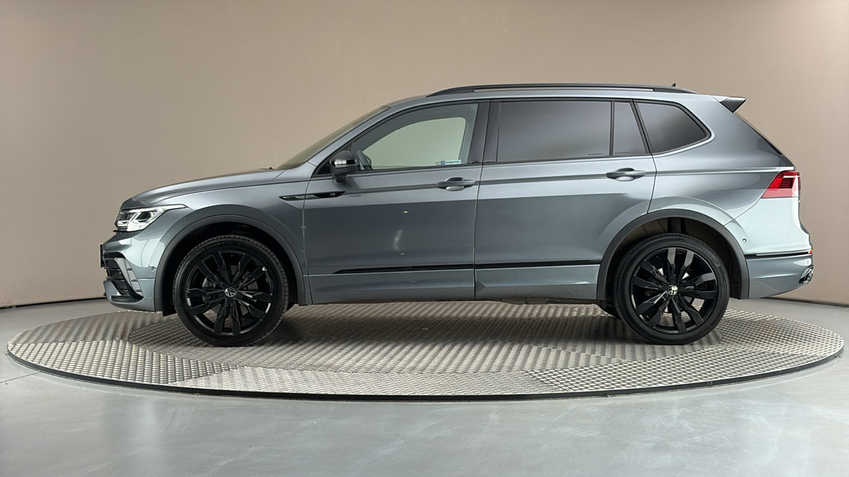 Volkswagen Tiguan Allspace - 4