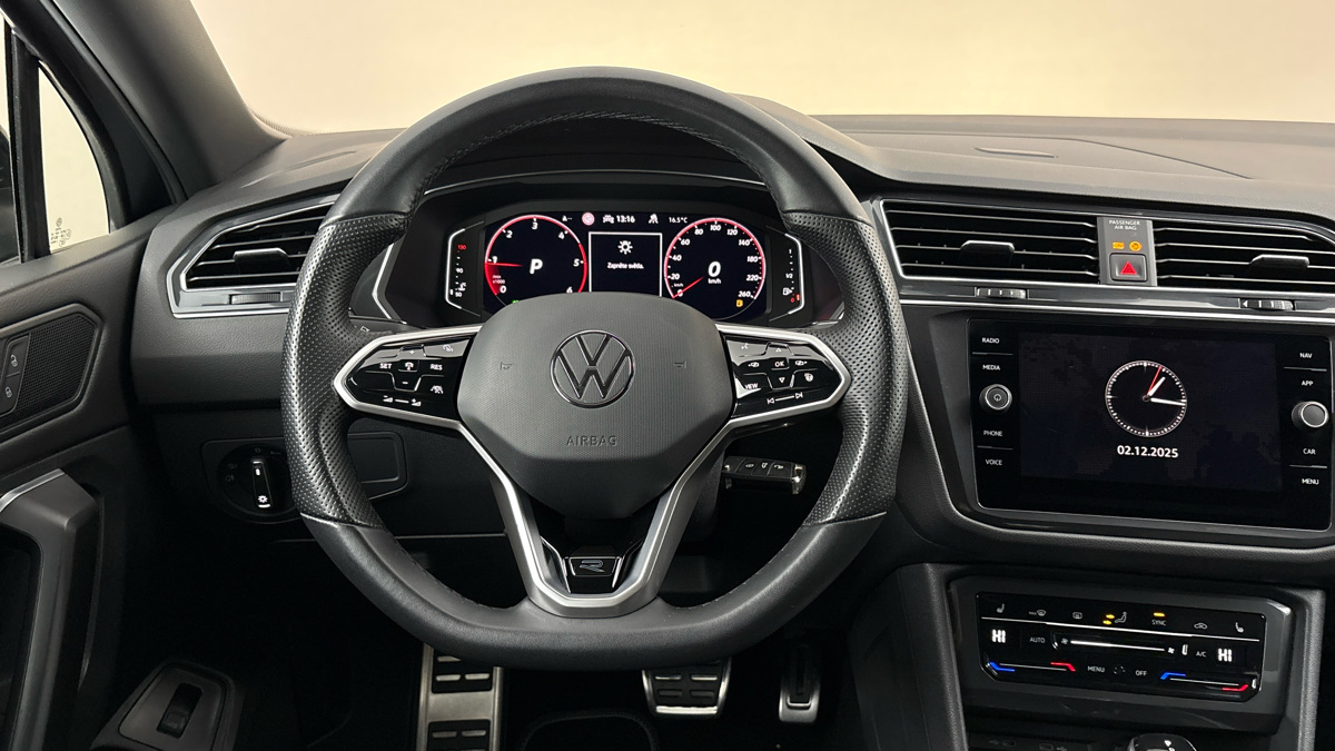 Volkswagen Tiguan Allspace - 9