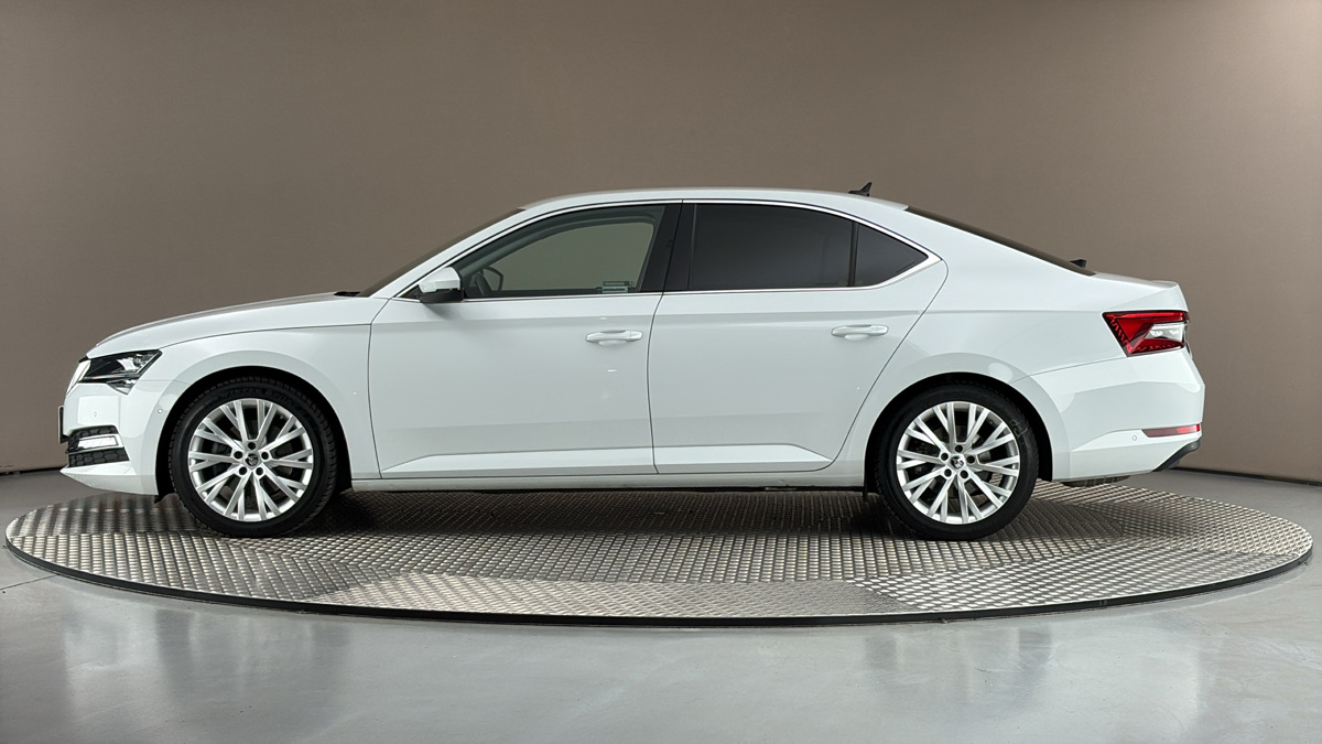 Škoda Superb - 4