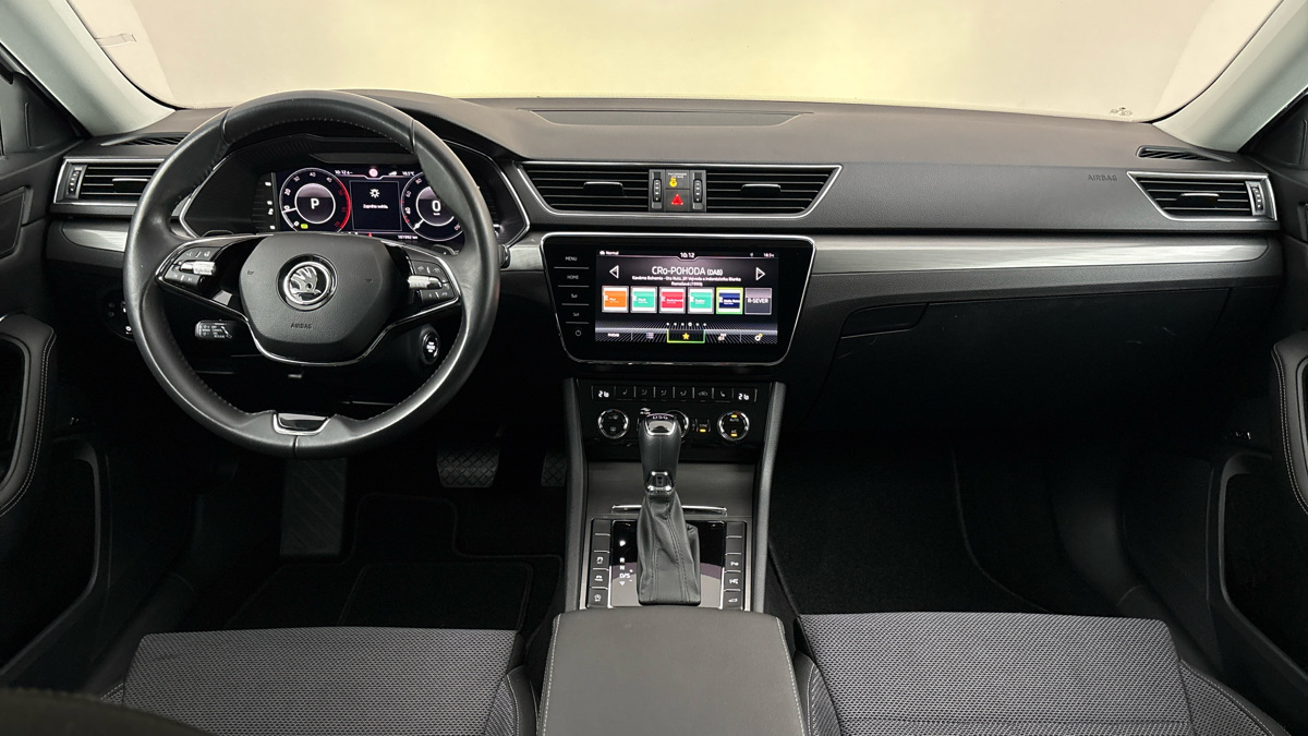 Škoda Superb - 8