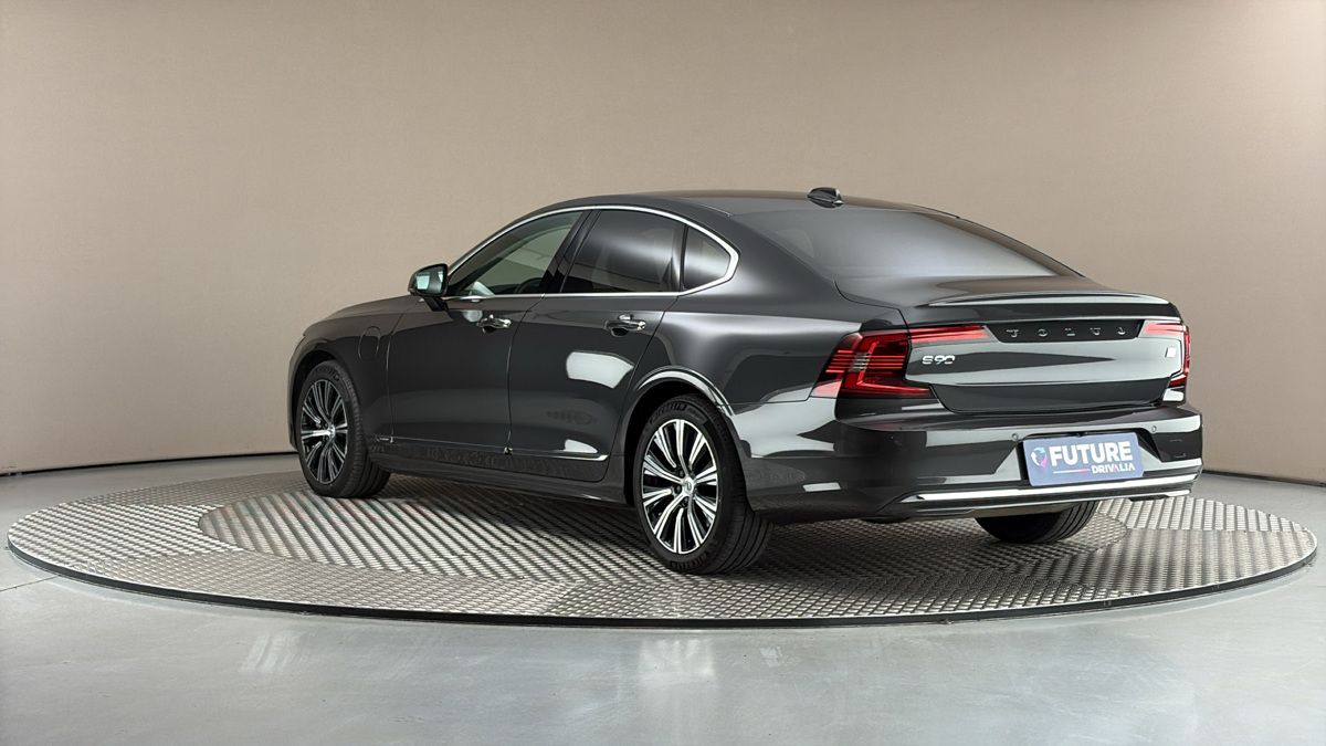 Volvo S90 - 2