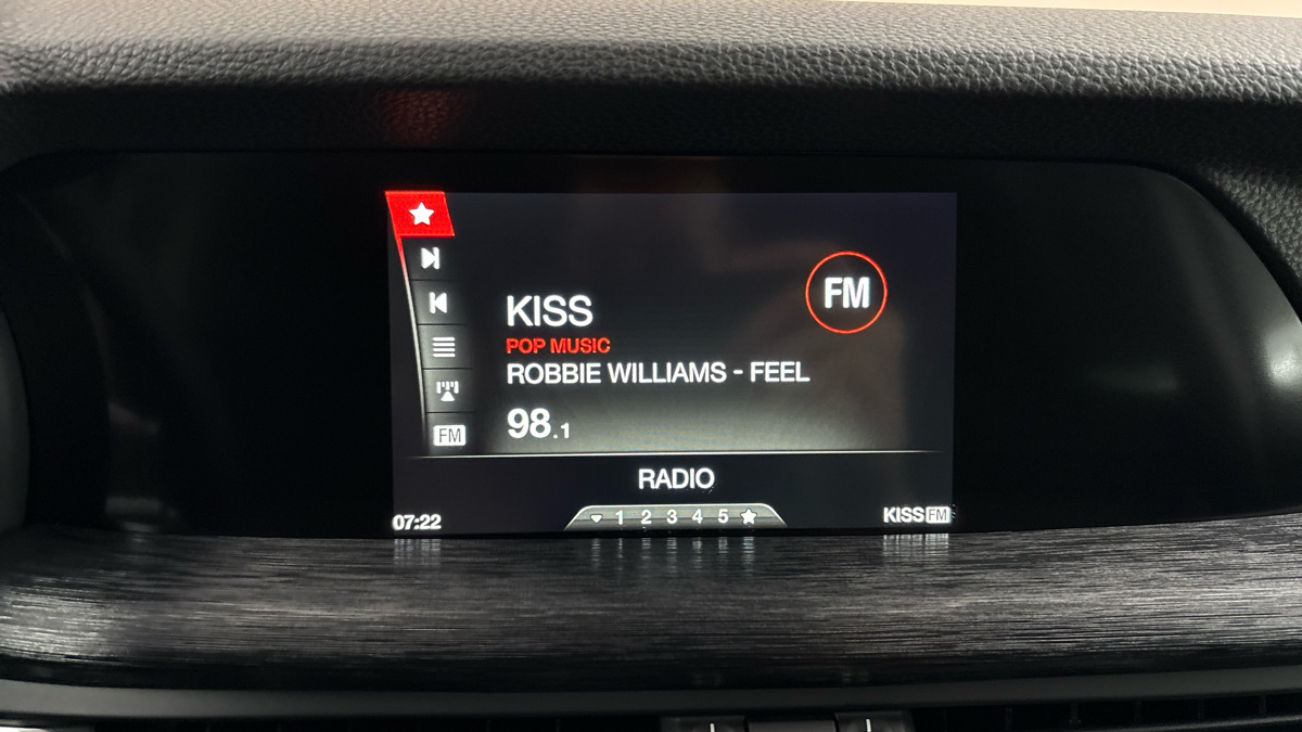 Alfa Romeo Stelvio - 11