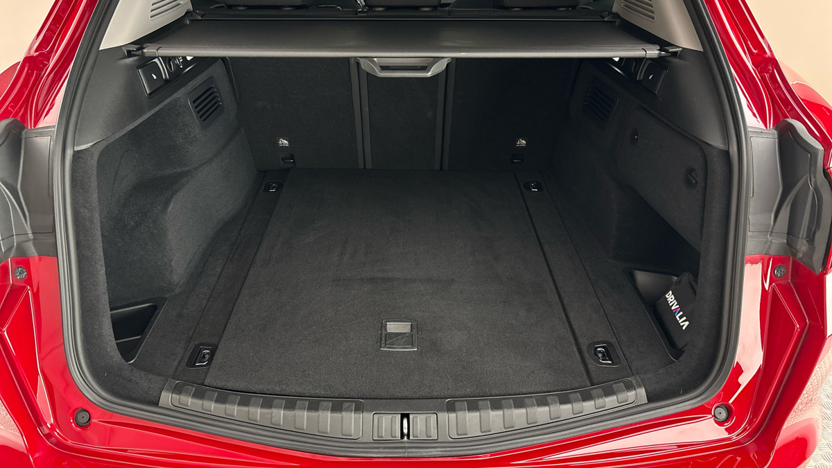 Alfa Romeo Stelvio - 17