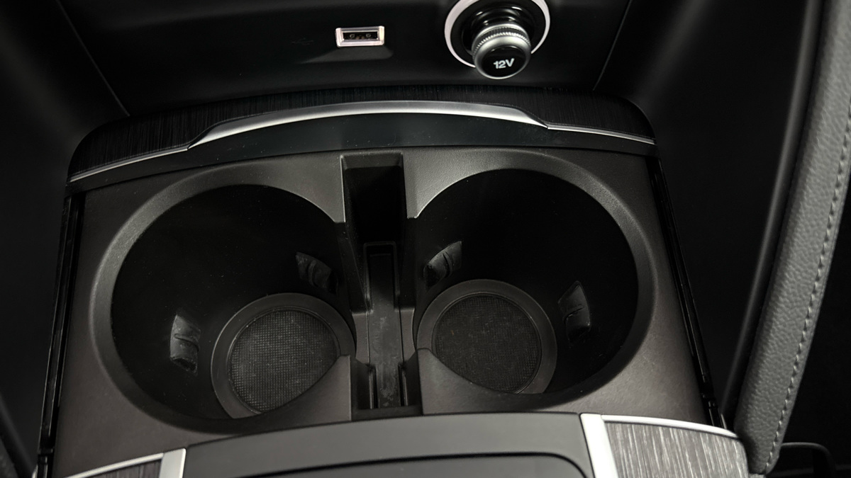 Alfa Romeo Stelvio - 22