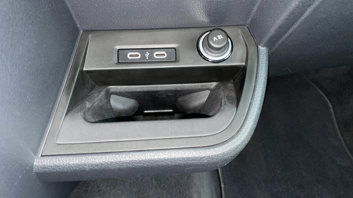 Volkswagen Multivan - 22