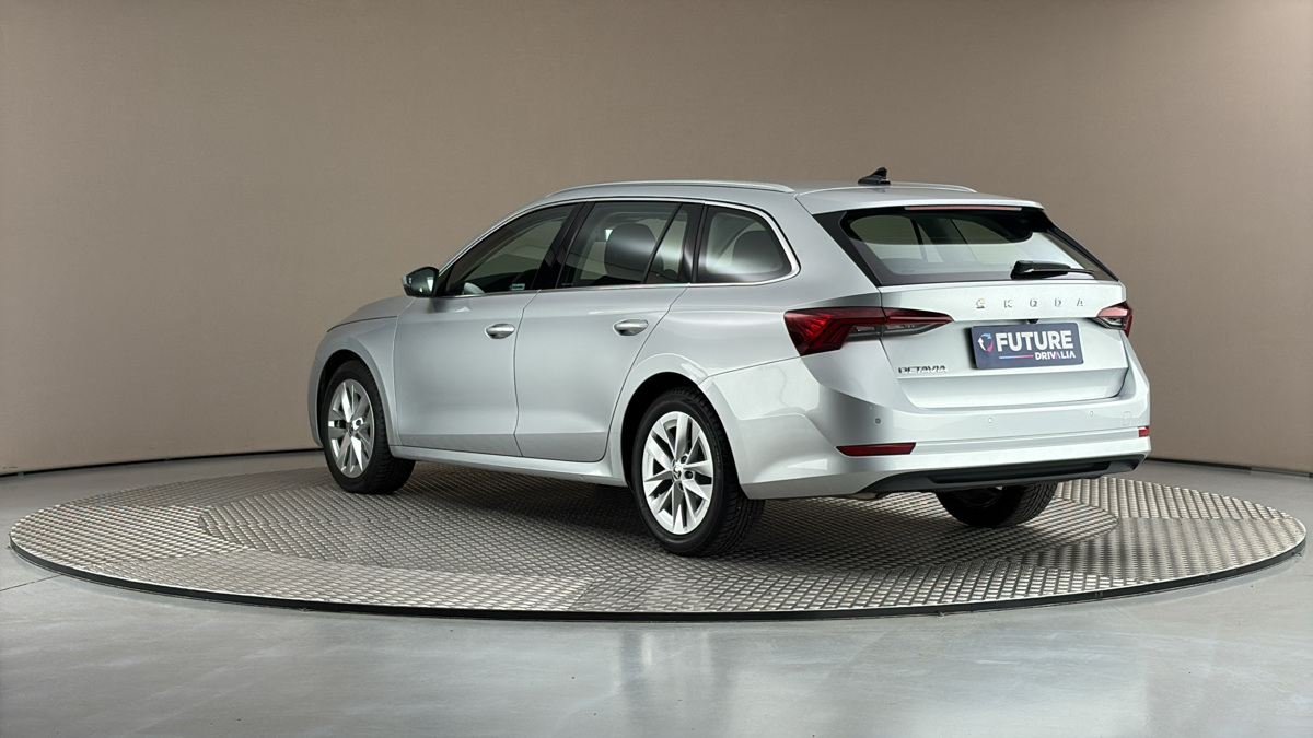 Škoda Octavia - 2