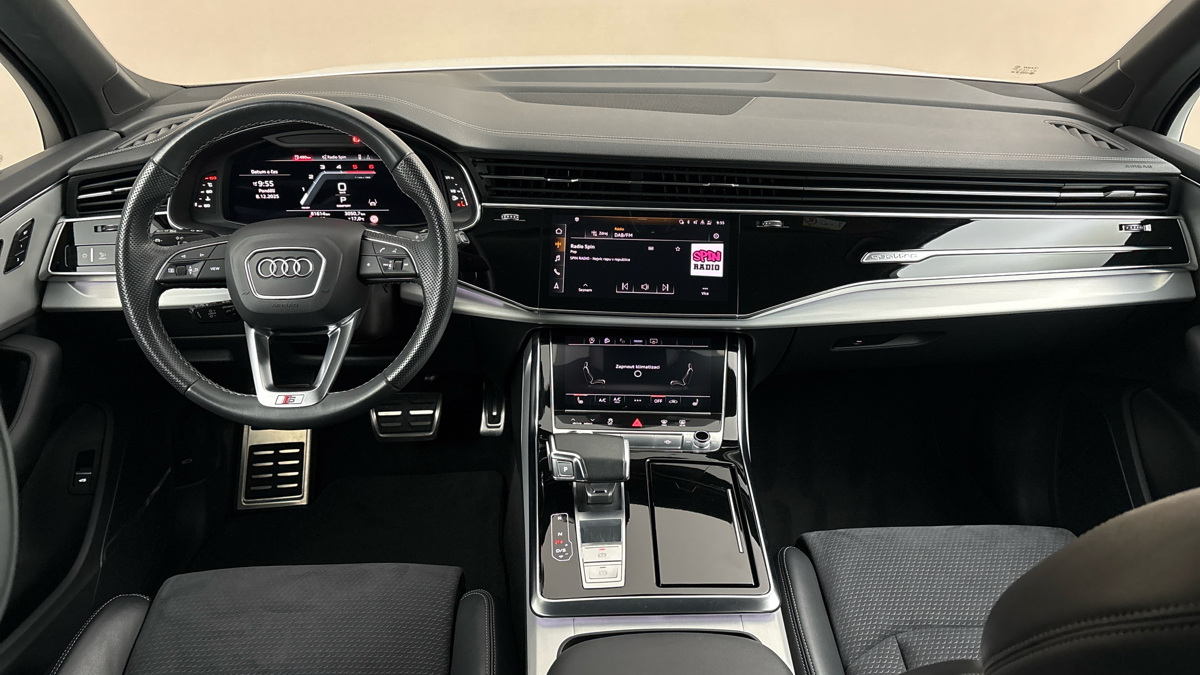 Audi Q7 - 8