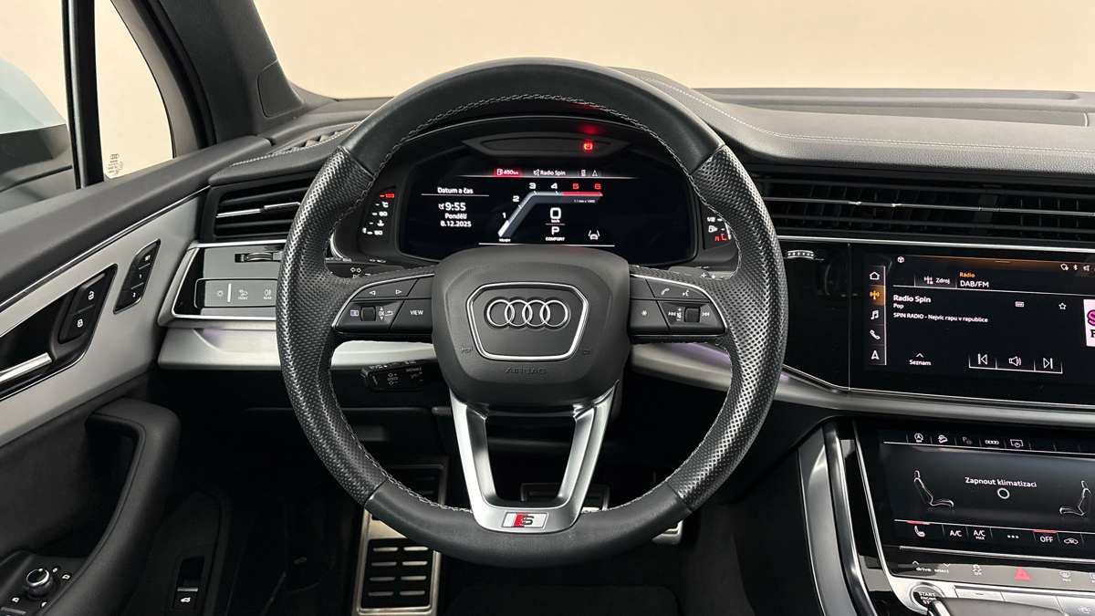 Audi Q7 - 9