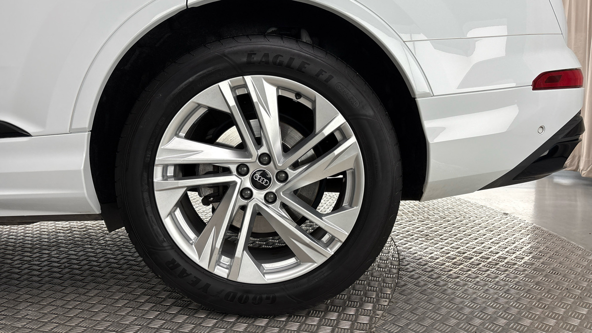 Audi Q7 - 19