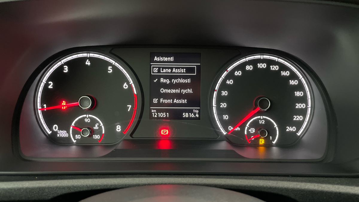 Volkswagen Caddy - 10