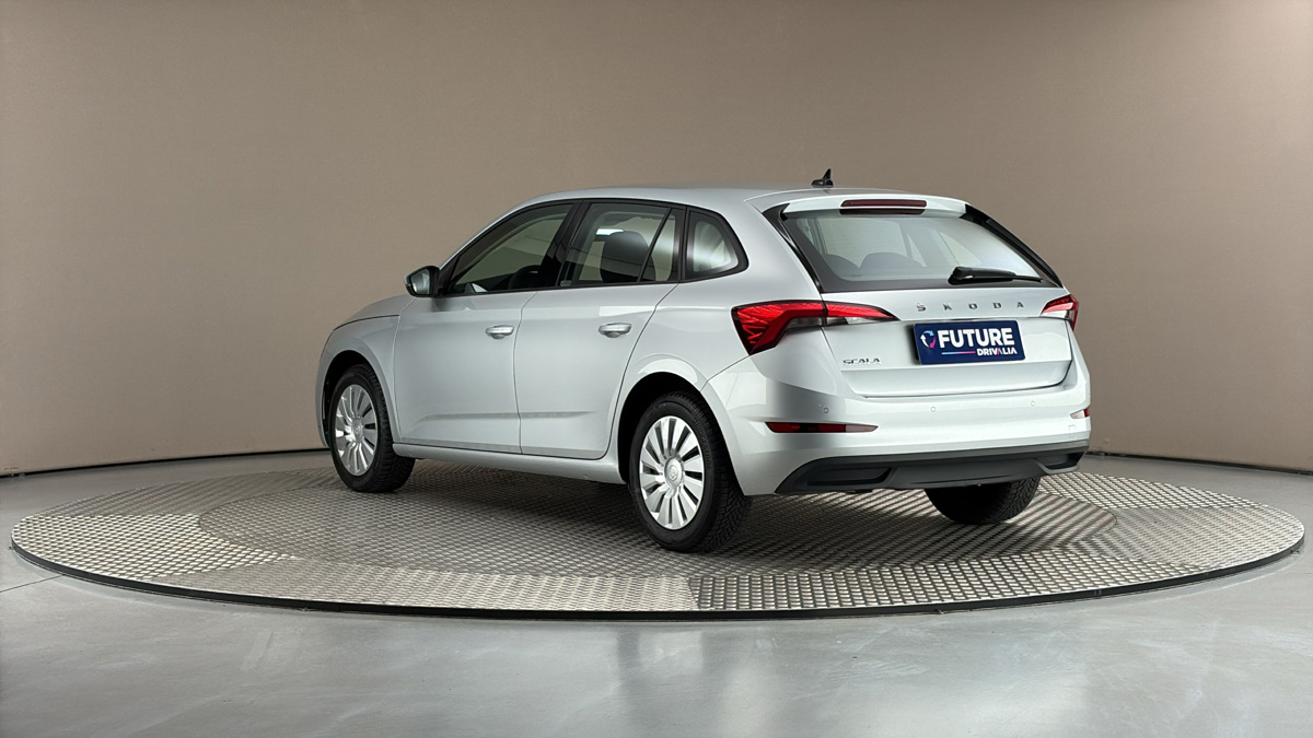 Škoda Scala - 2