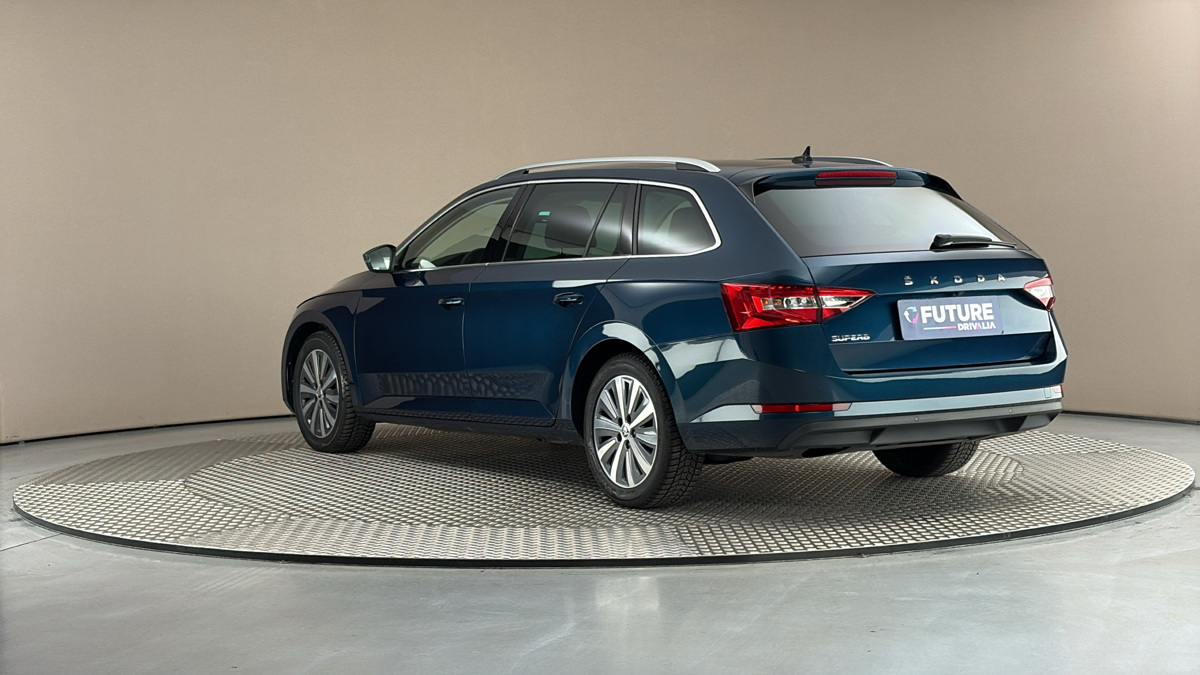 Škoda Superb - 2