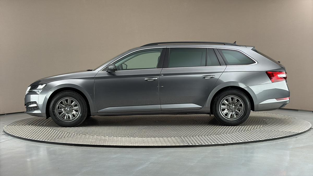 Škoda Superb - 4