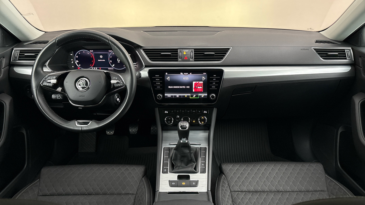 Škoda Superb - 8