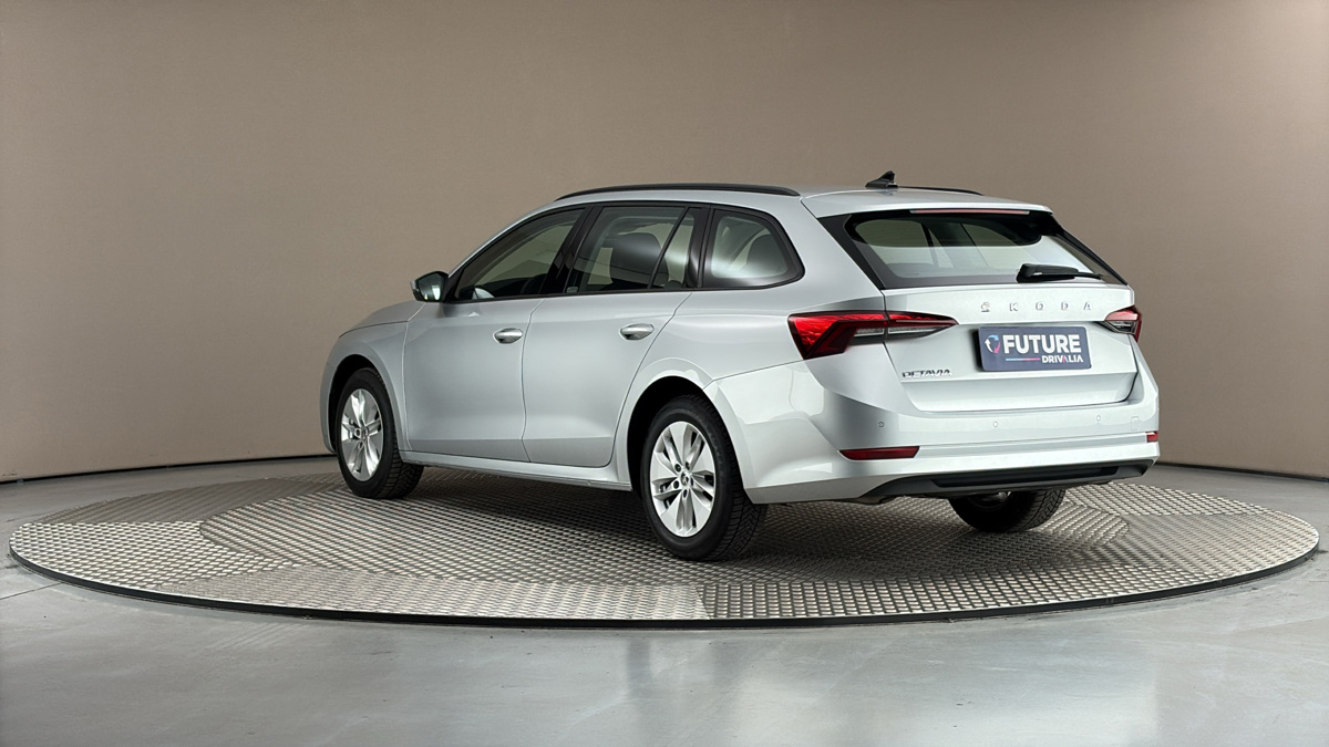 Škoda Octavia - 2