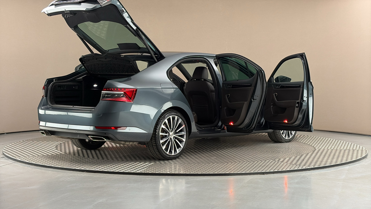 Škoda Superb - 6