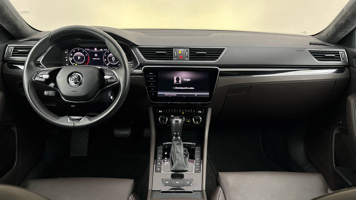 Škoda Superb - 8