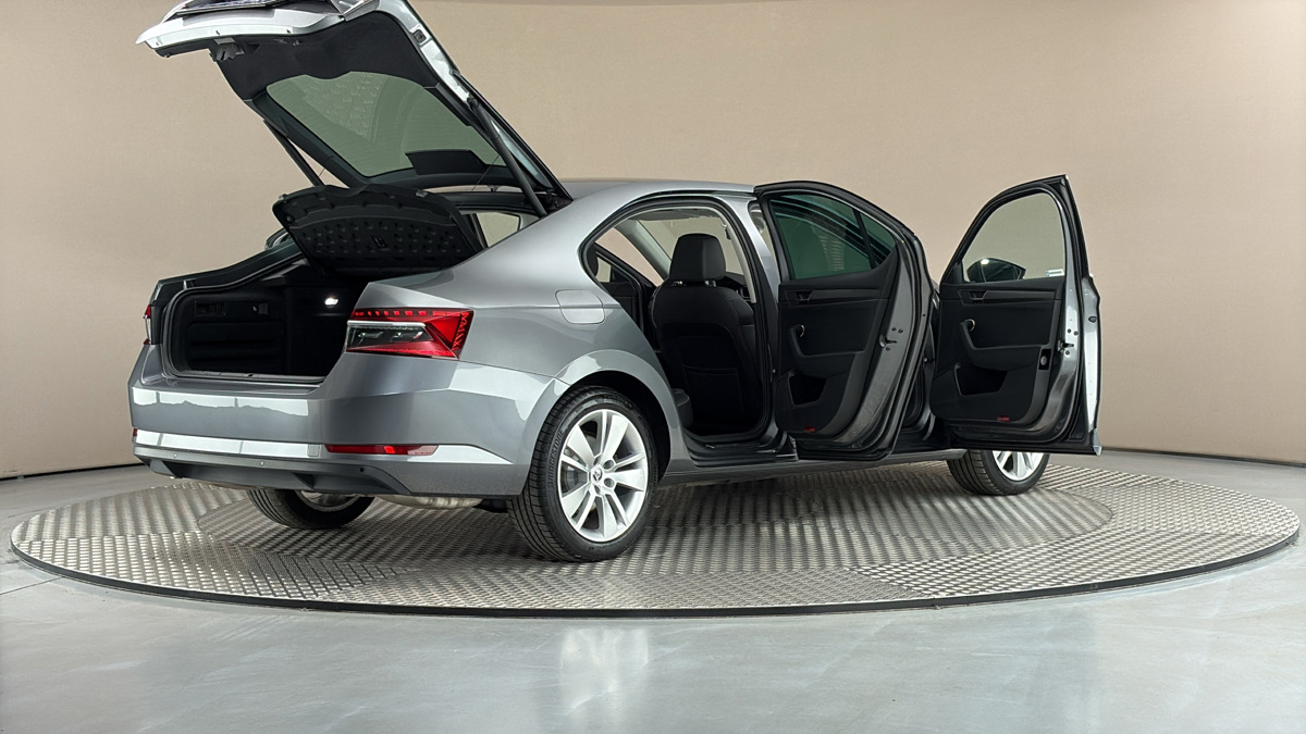 Škoda Superb - 6