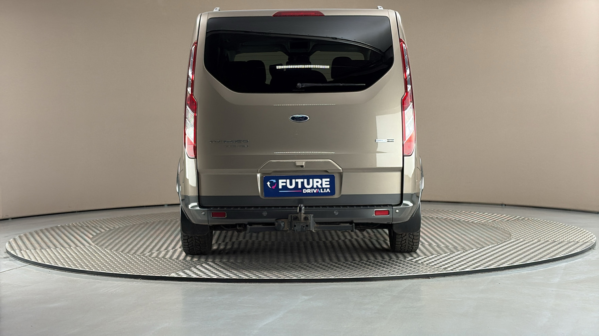 Ford Tourneo Custom - 5