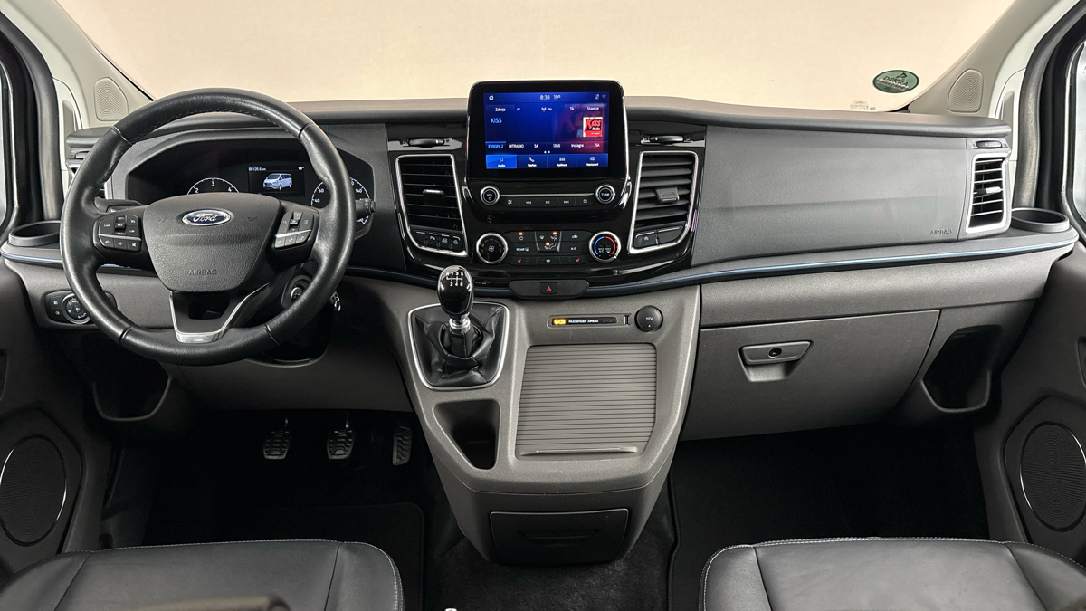 Ford Tourneo Custom - 8