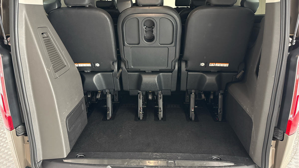 Ford Tourneo Custom - 17