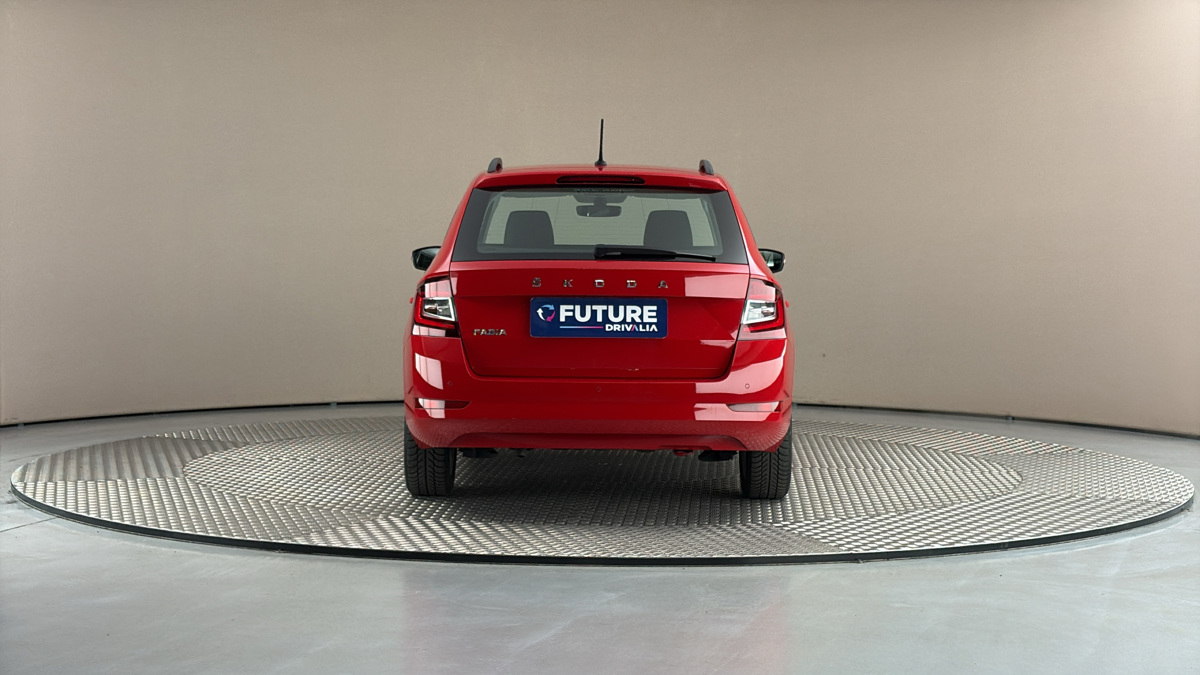 Škoda Fabia - 5