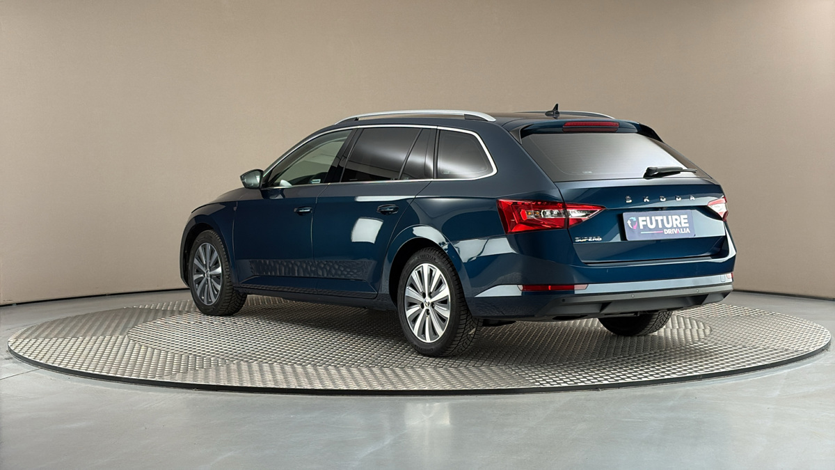 Škoda Superb - 2