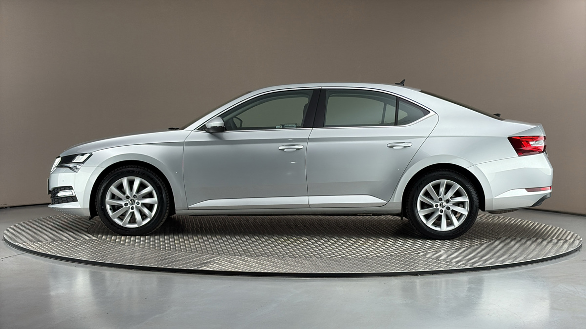 Škoda Superb - 4