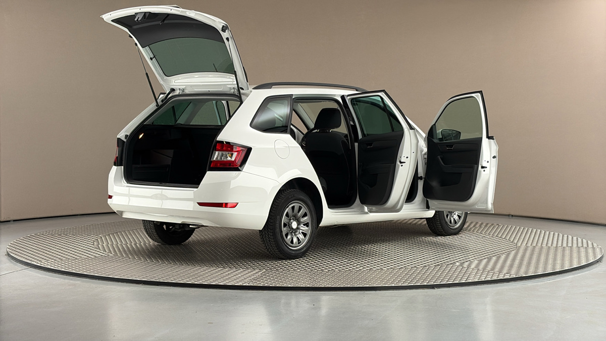Škoda Fabia - 6