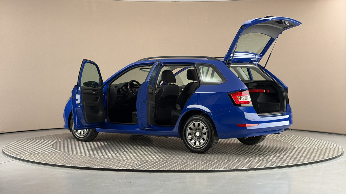 Škoda Fabia - 7