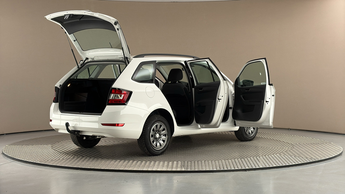 Škoda Fabia - 6
