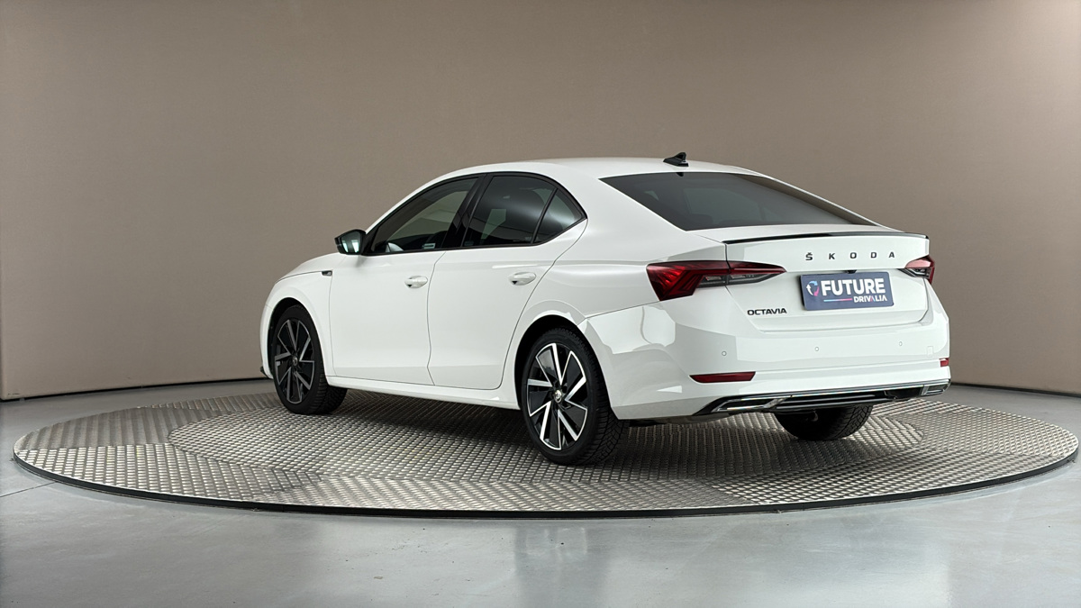 Škoda Octavia - 2