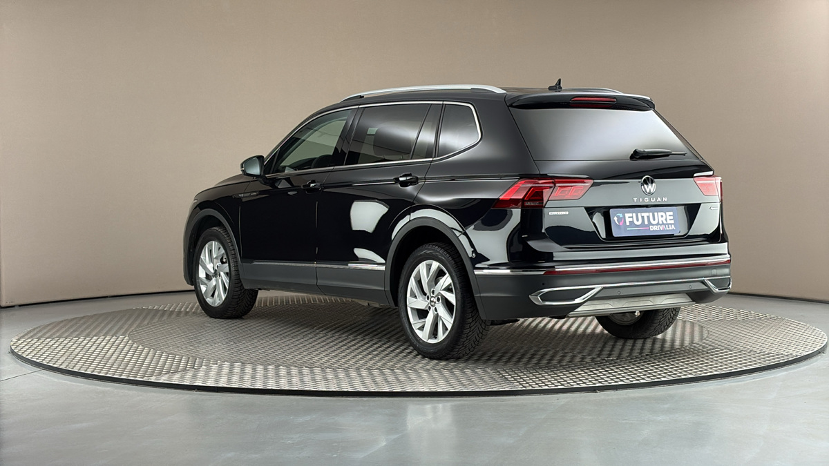 Volkswagen Tiguan Allspace - 2
