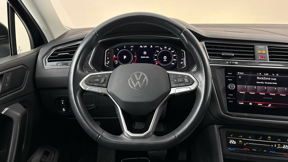 Volkswagen Tiguan Allspace - 9