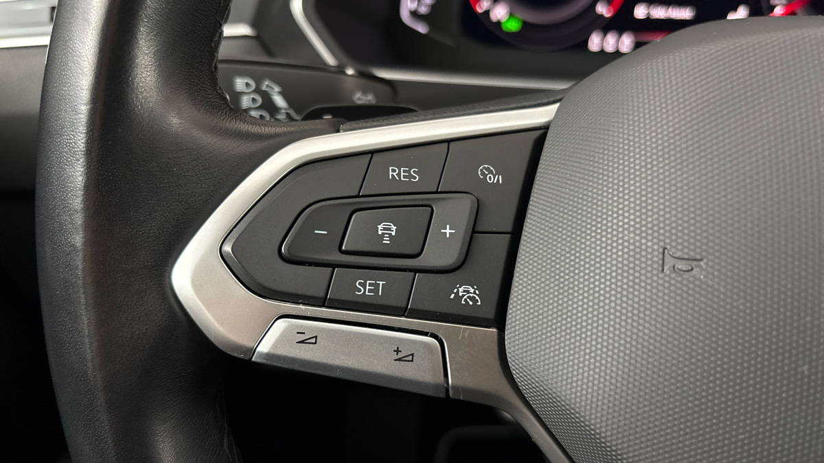 Volkswagen Tiguan Allspace - 14