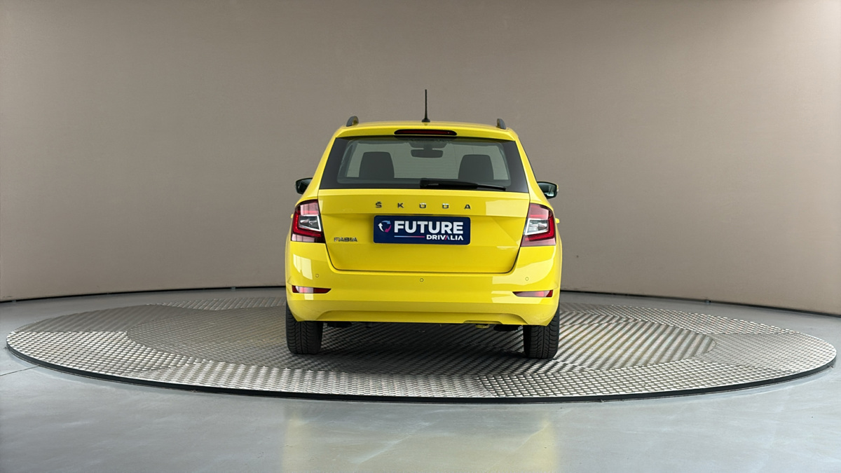 Škoda Fabia - 5