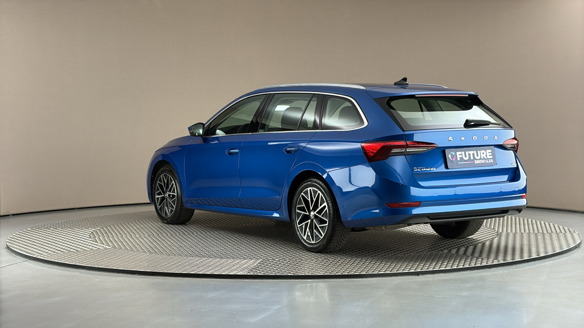 Škoda Octavia - 2